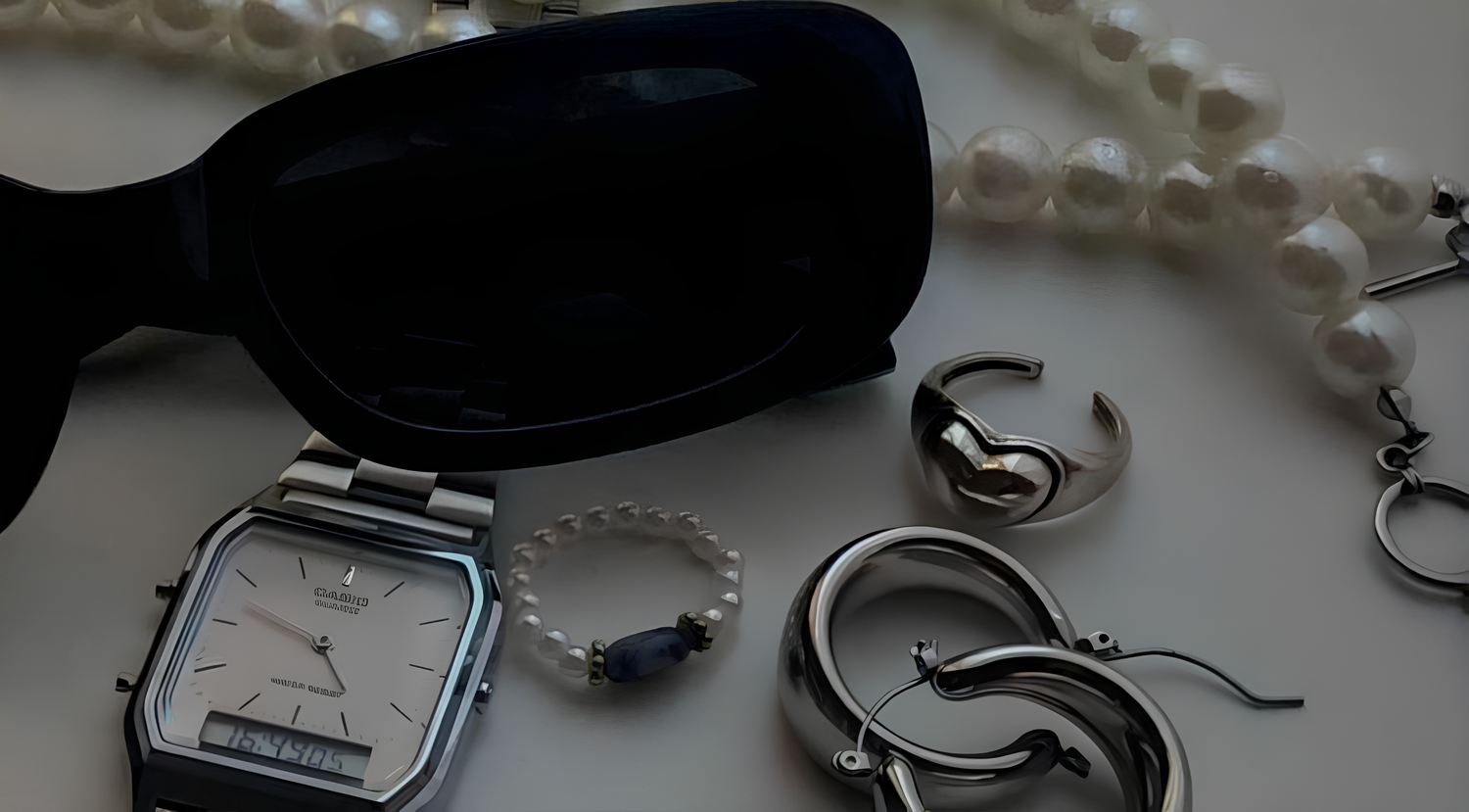 ساعات - نضارات - محافظ - شنط