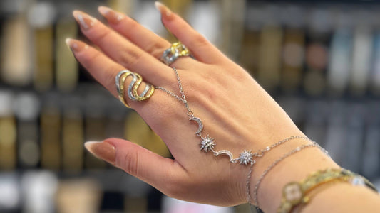 طقم هاند تشين فضي في ذهي